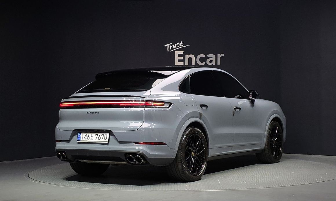 Porsche Cayenne 2024