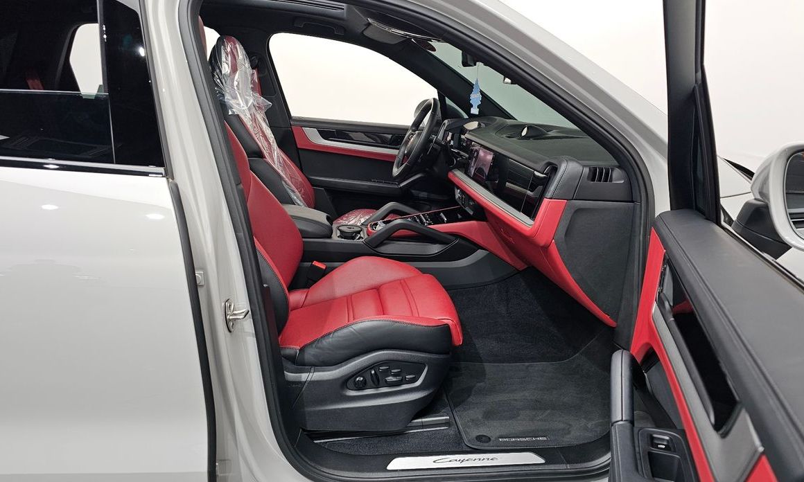 Porsche Cayenne 2024