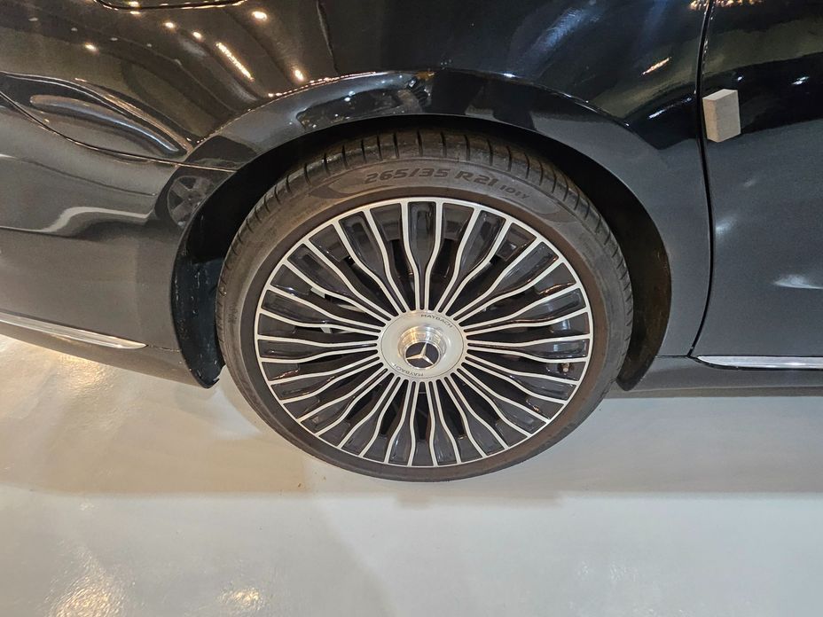 Mercedes-Benz S-Class 2024