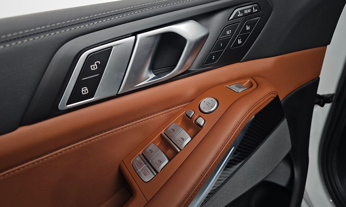 BMW X7 2025