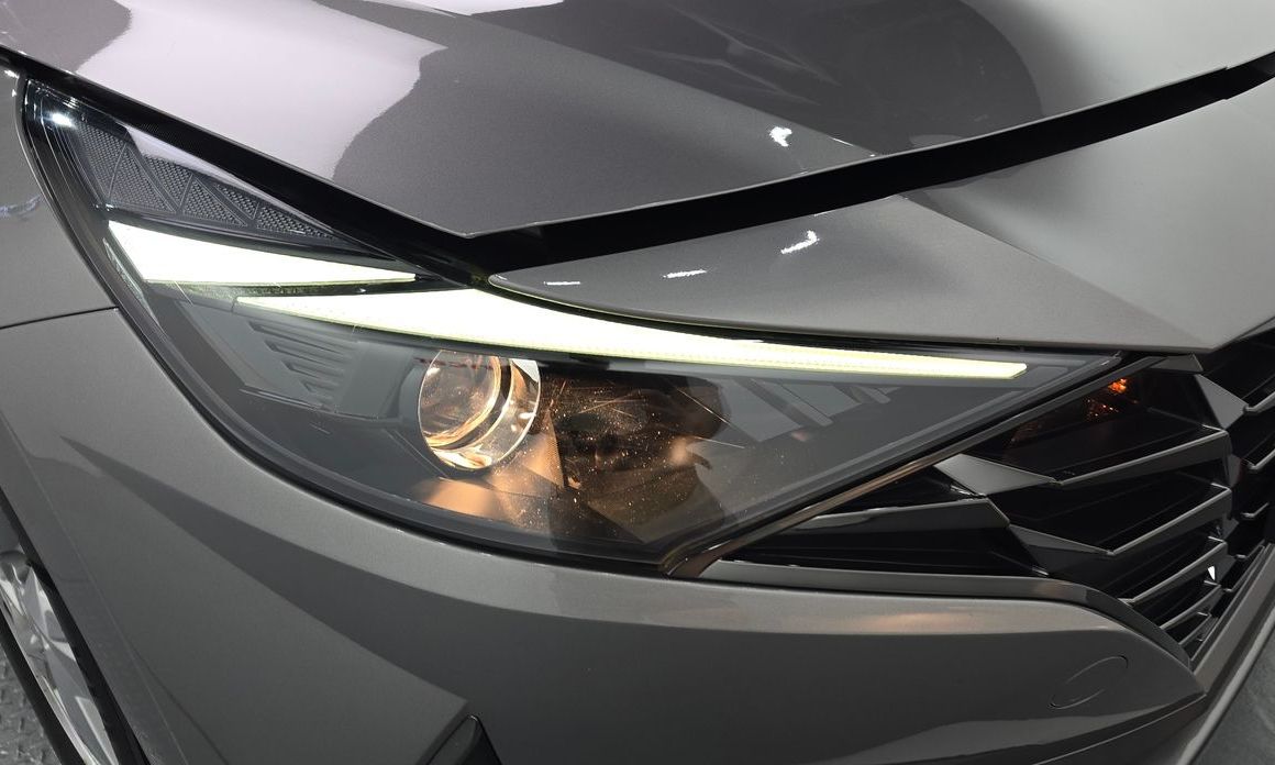 Hyundai AVANTE 2021