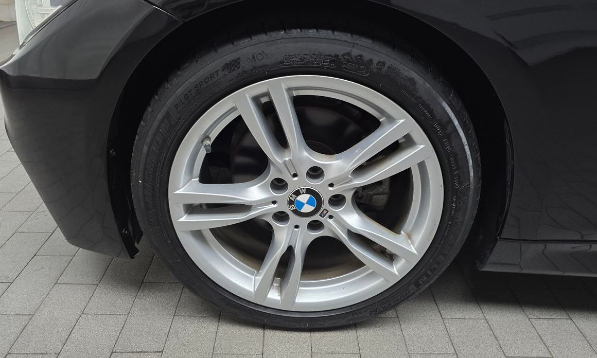 BMW 3-Series 2018