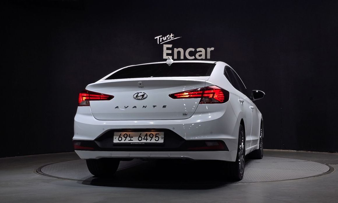 Hyundai AVANTE 2020