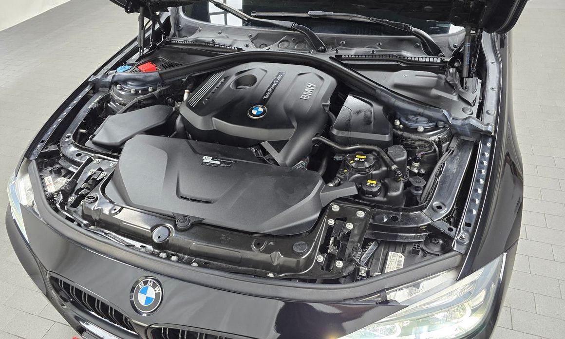 BMW 3-Series 2018