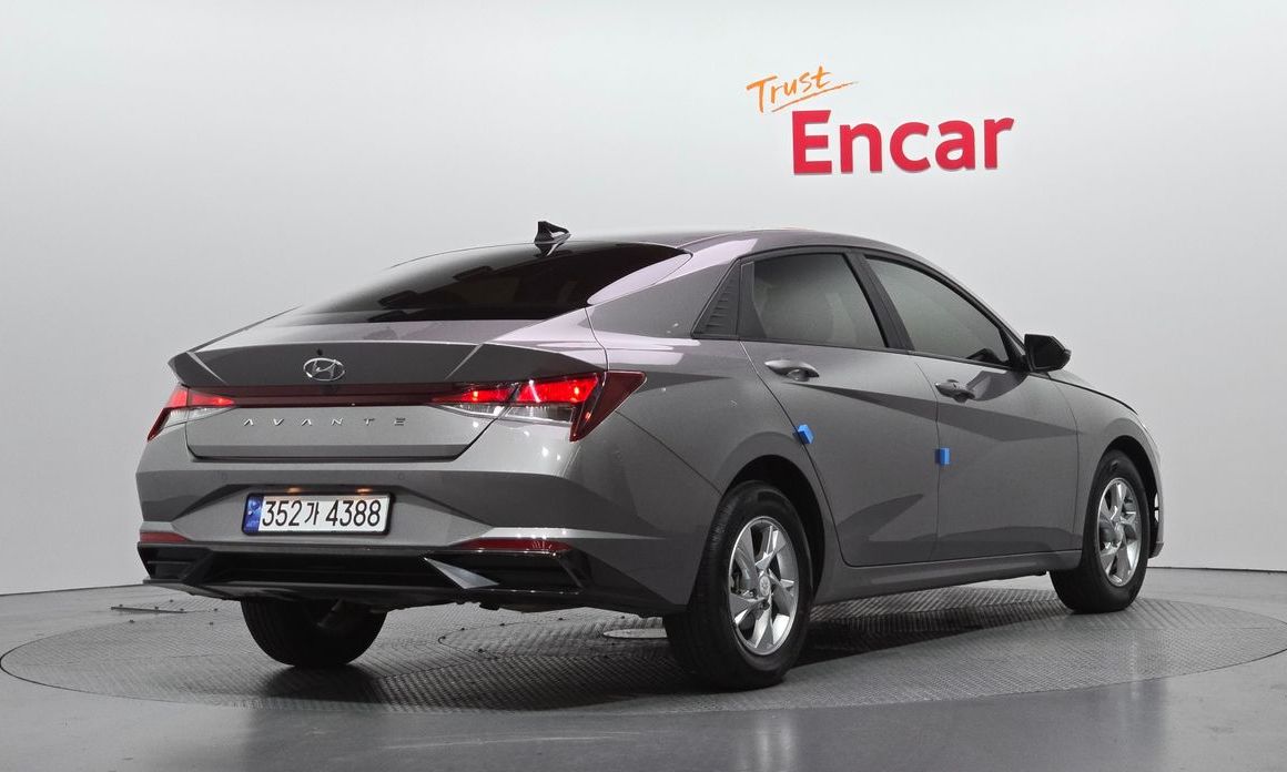 Hyundai AVANTE 2021