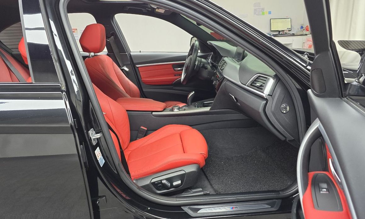 BMW 3-Series 2018