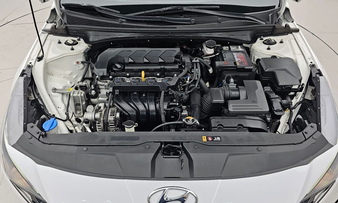 Hyundai AVANTE 2021