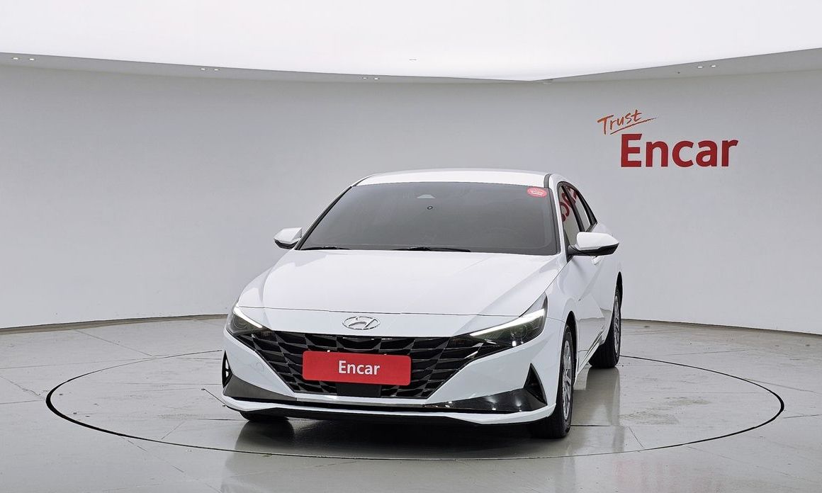 Hyundai AVANTE 2021