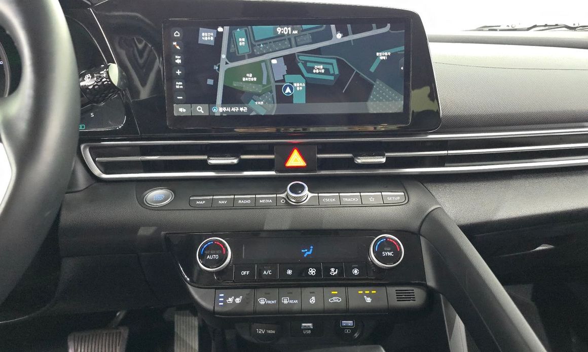 Hyundai AVANTE 2021