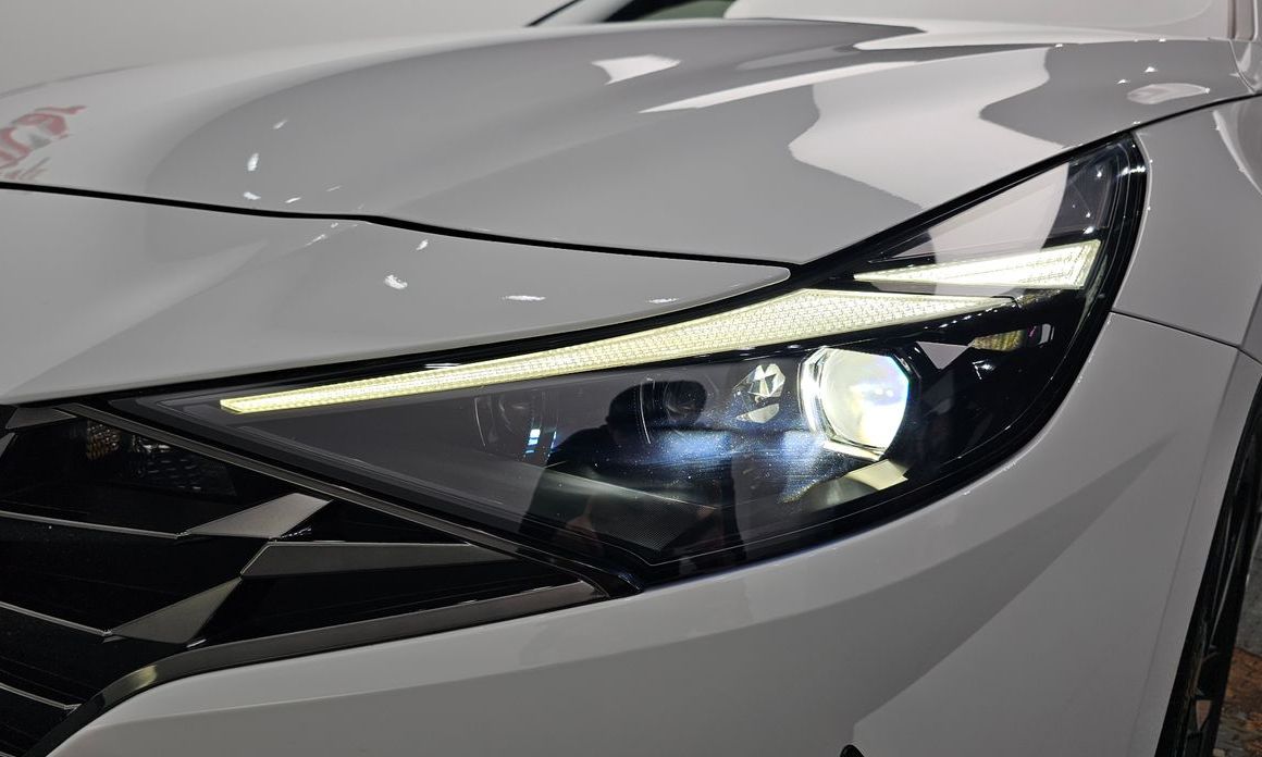Hyundai AVANTE 2021