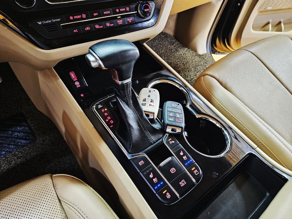 Kia Canival 2019