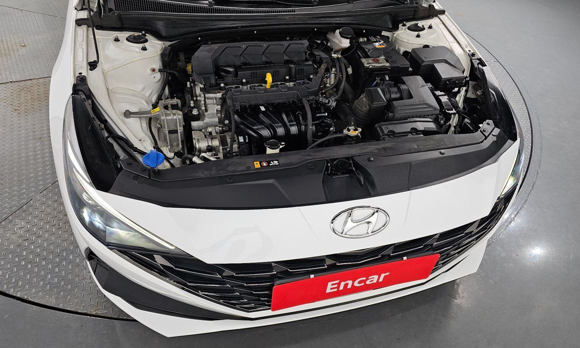 Hyundai AVANTE 2021