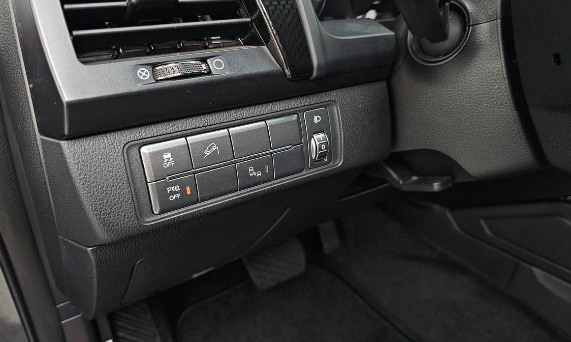 KG_Mobility_Ssangyong Rexton 2020