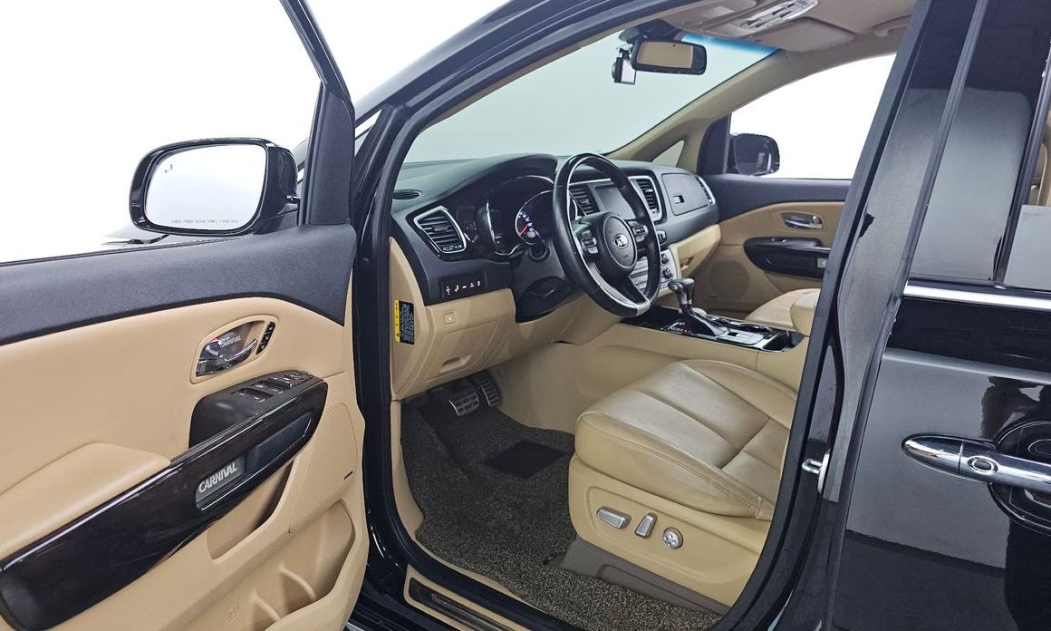 Kia Canival 2019