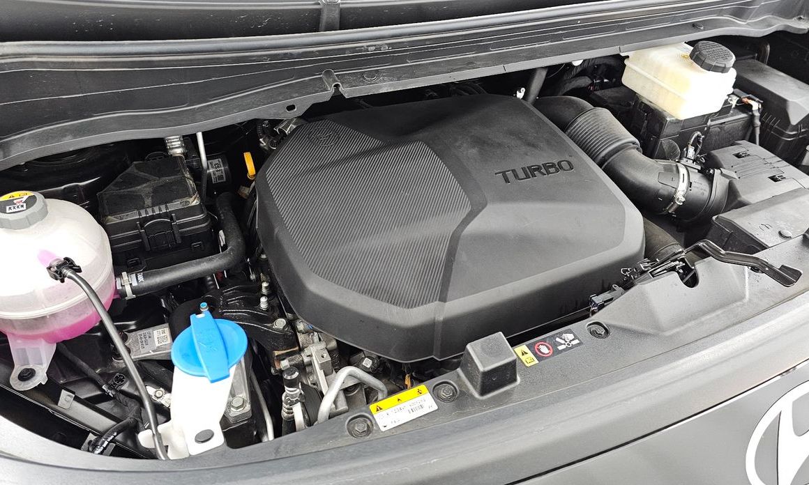 Hyundai Staria 2025
