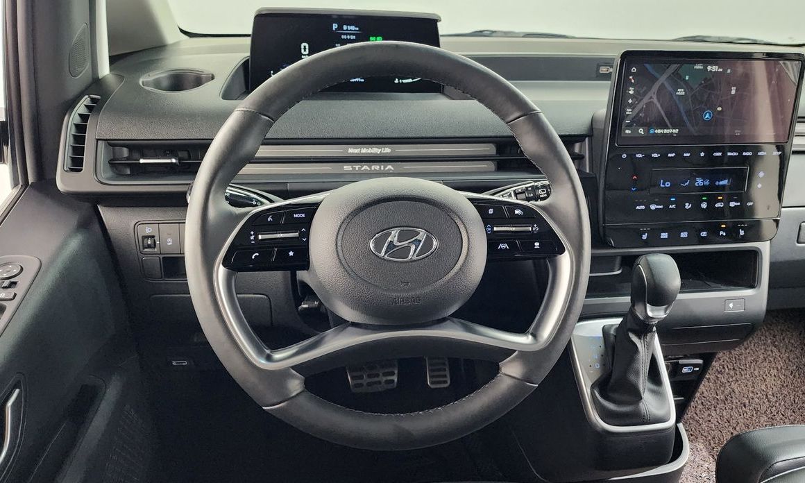Hyundai Staria 2023