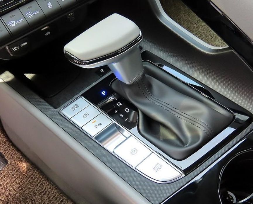 Hyundai AVANTE 2026