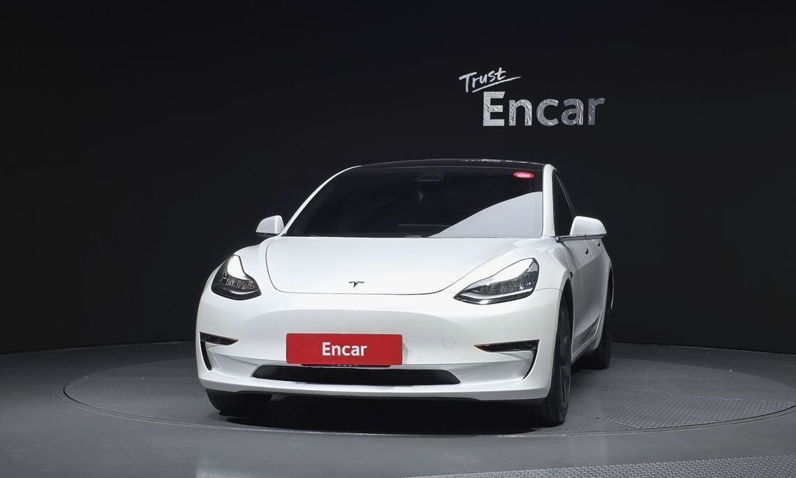 Tesla Model 3 2020