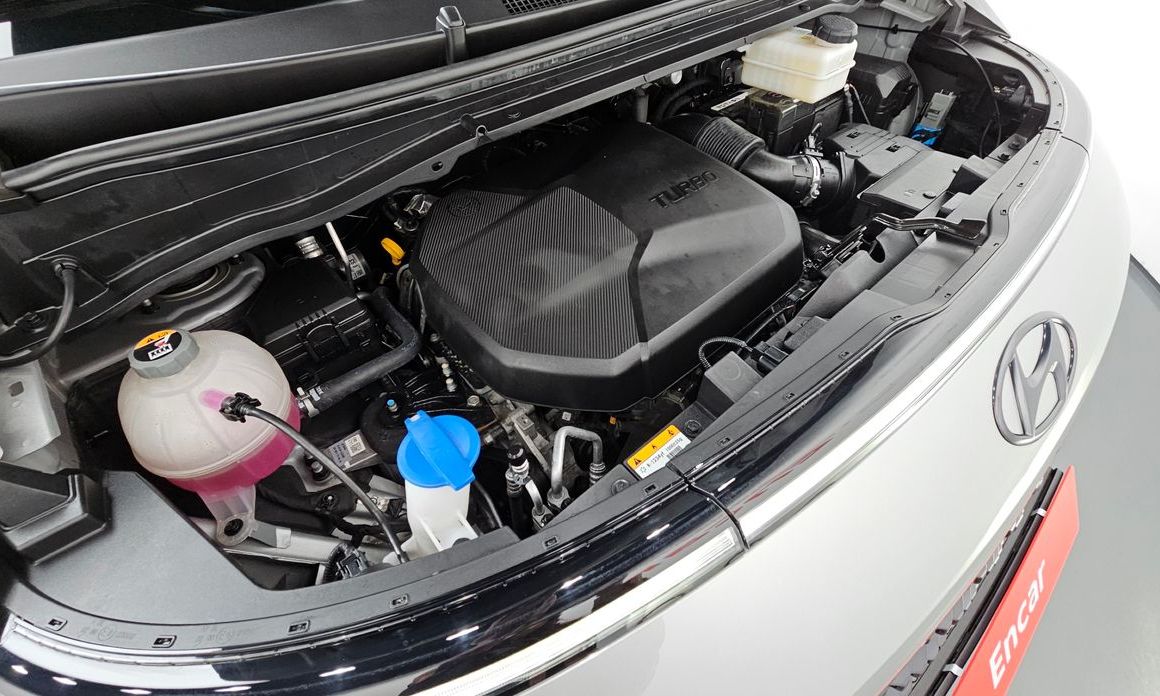 Hyundai Staria 2023