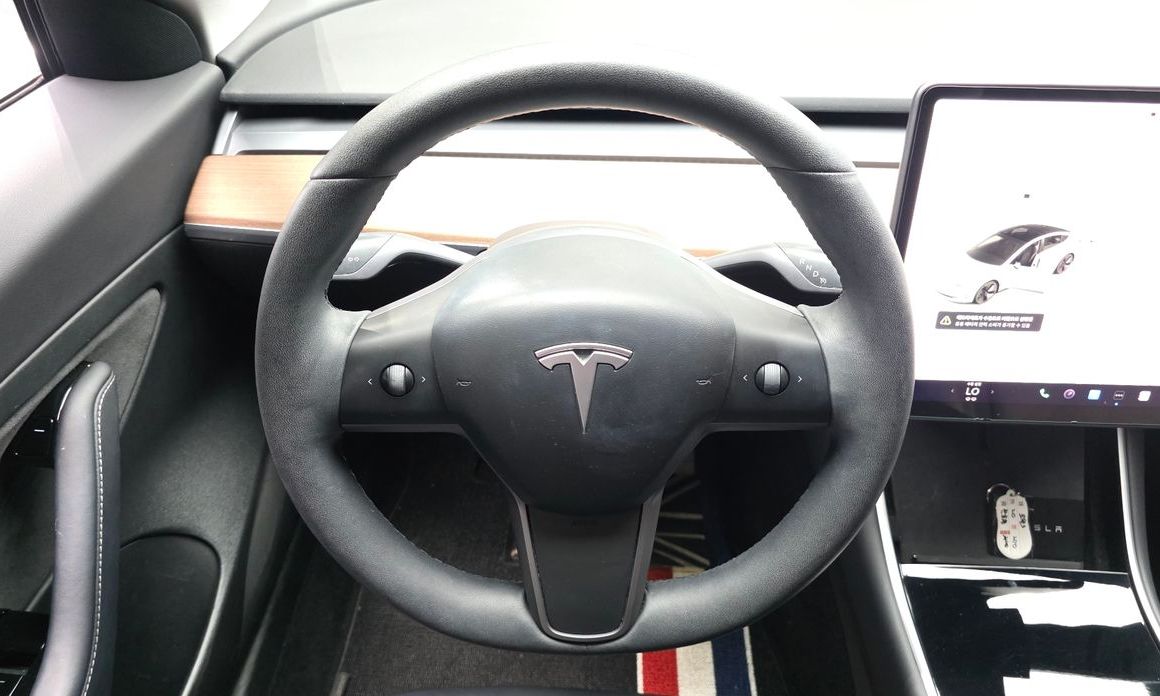 Tesla Model 3 2020