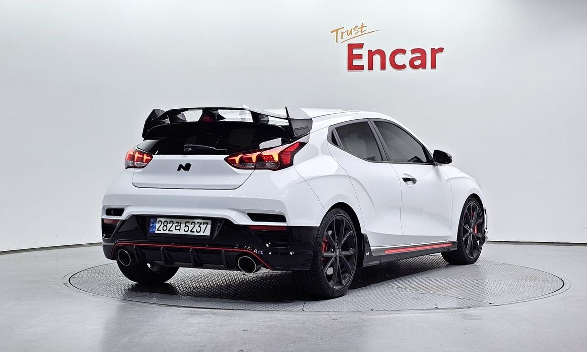 Hyundai Veloster 2021