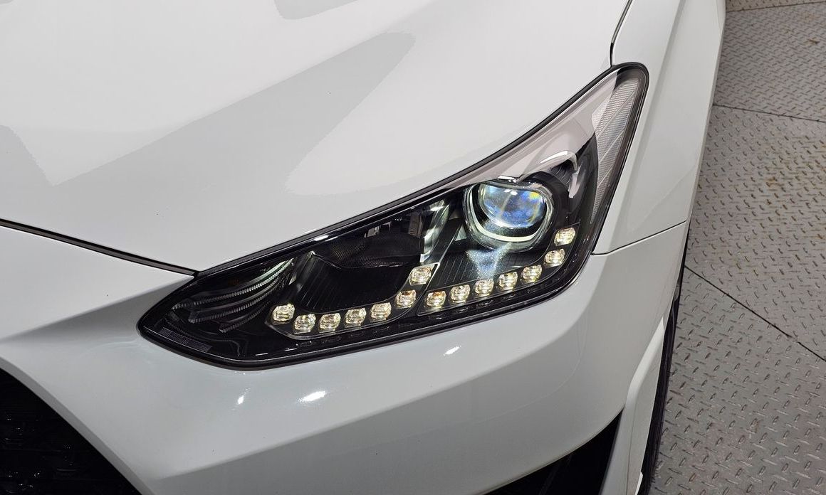 Hyundai Veloster 2021