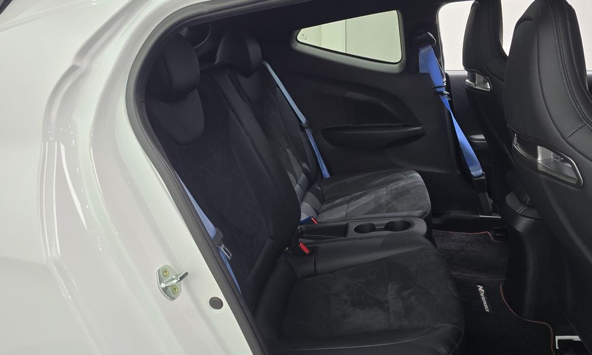 Hyundai Veloster 2021