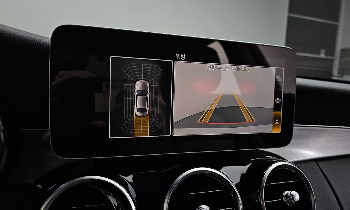 Mercedes-Benz C-Class 2020
