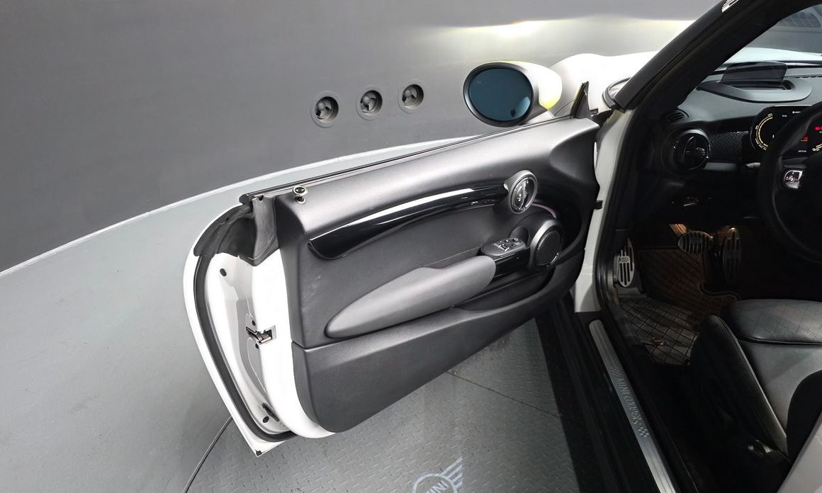Mini Cooper 2024