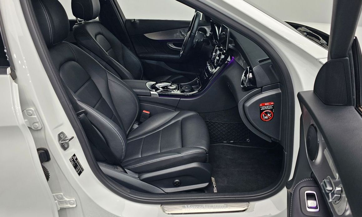 Mercedes-Benz C-Class 2020