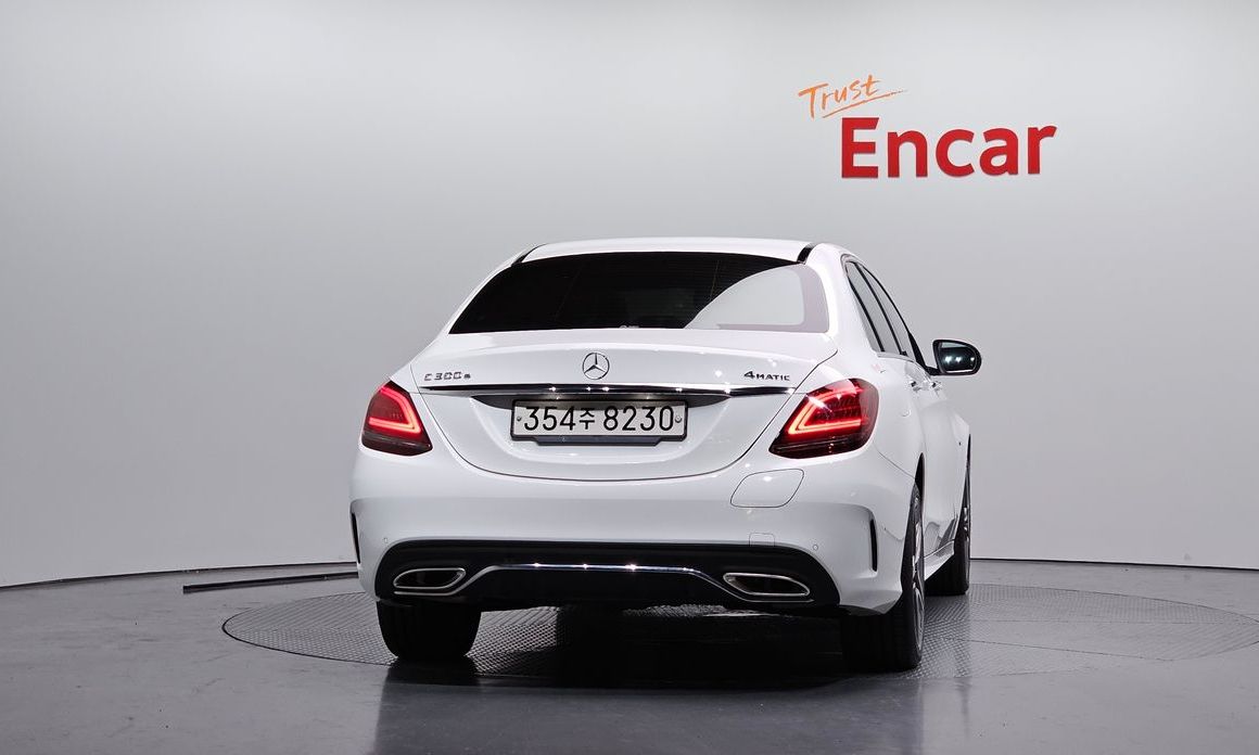 Mercedes-Benz C-Class 2020