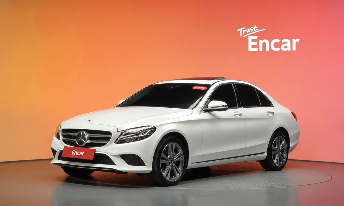 Mercedes-Benz C-Class 2021