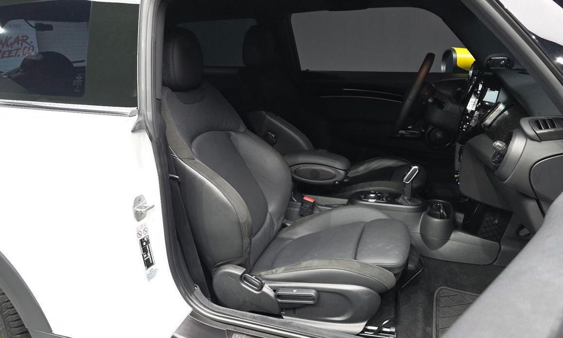 Mini Cooper 2024