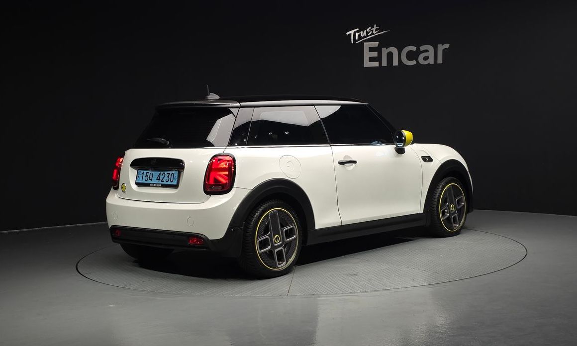 Mini Cooper 2024