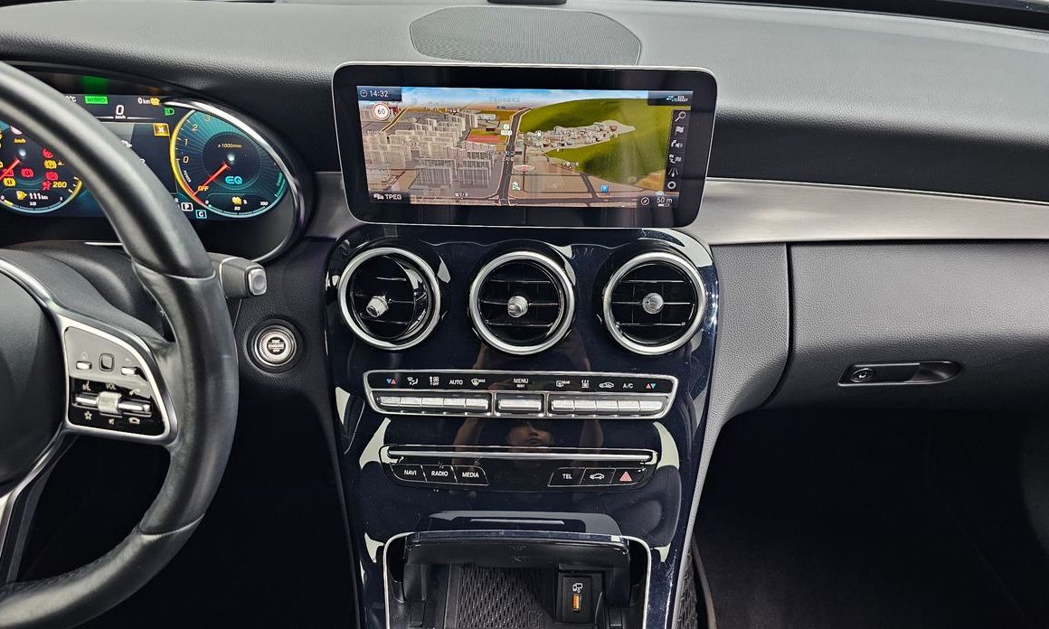 Mercedes-Benz C-Class 2020