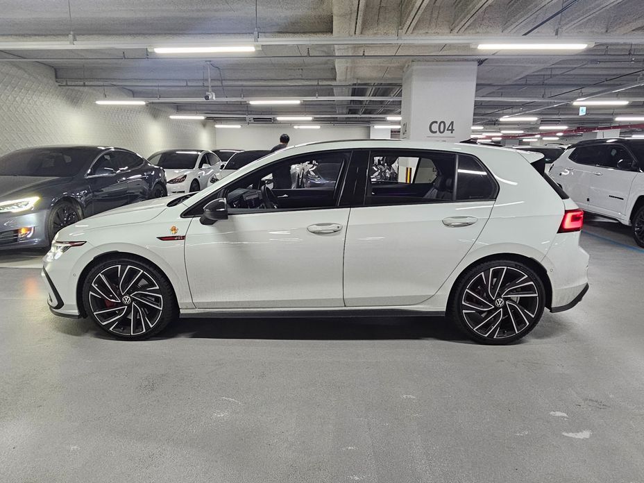 Volkswagen Golf 2024