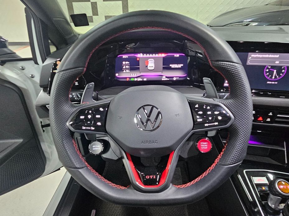 Volkswagen Golf 2024