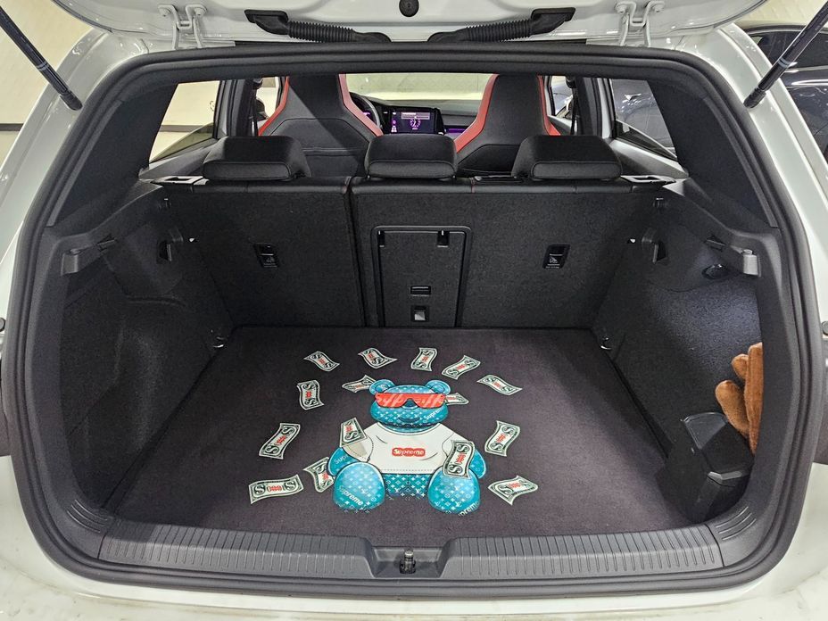 Volkswagen Golf 2024