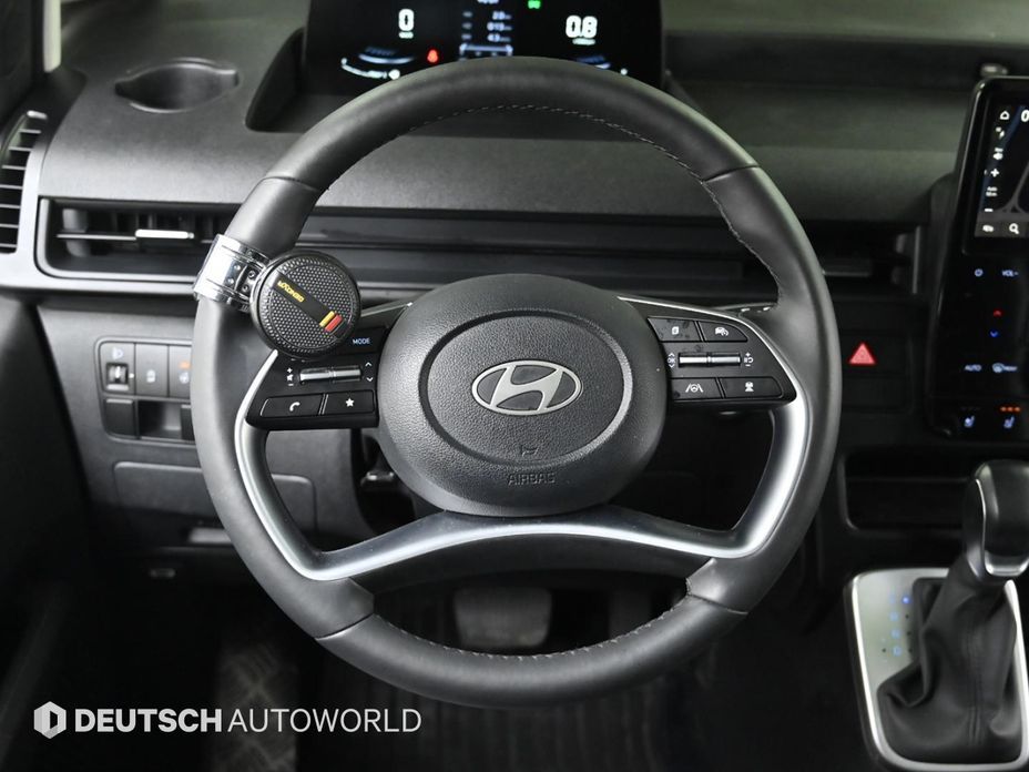 Hyundai Staria 2025