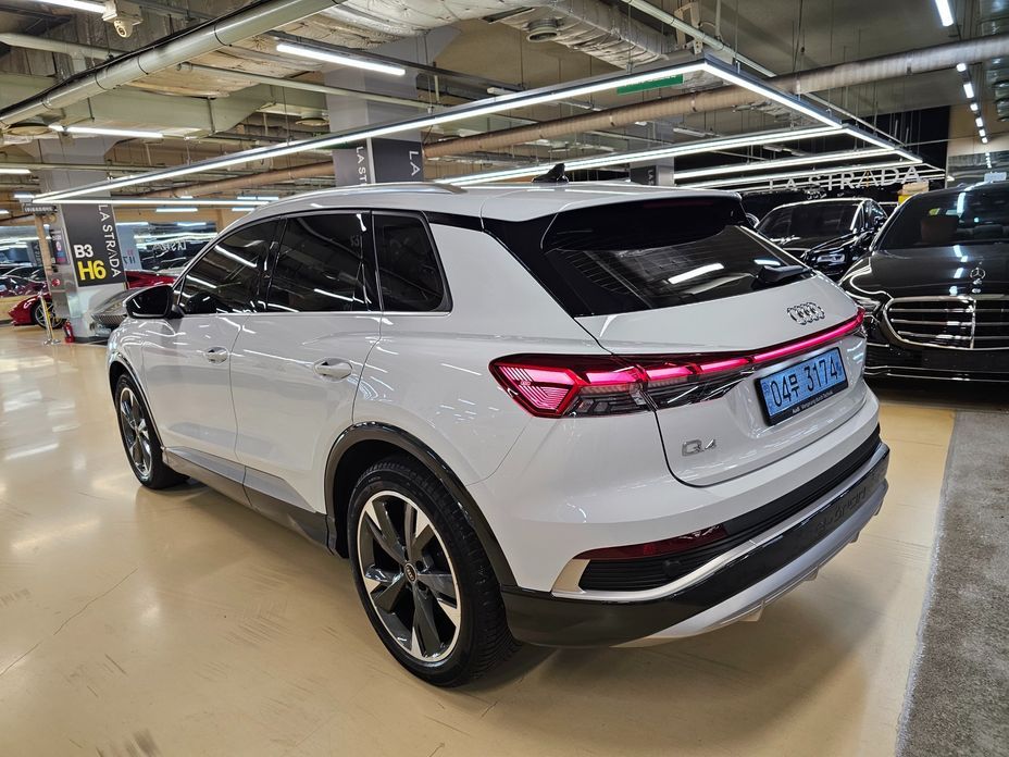 Audi Q4 e-tron 2022