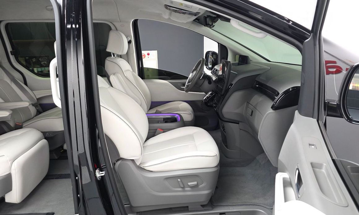 Hyundai Staria 2024