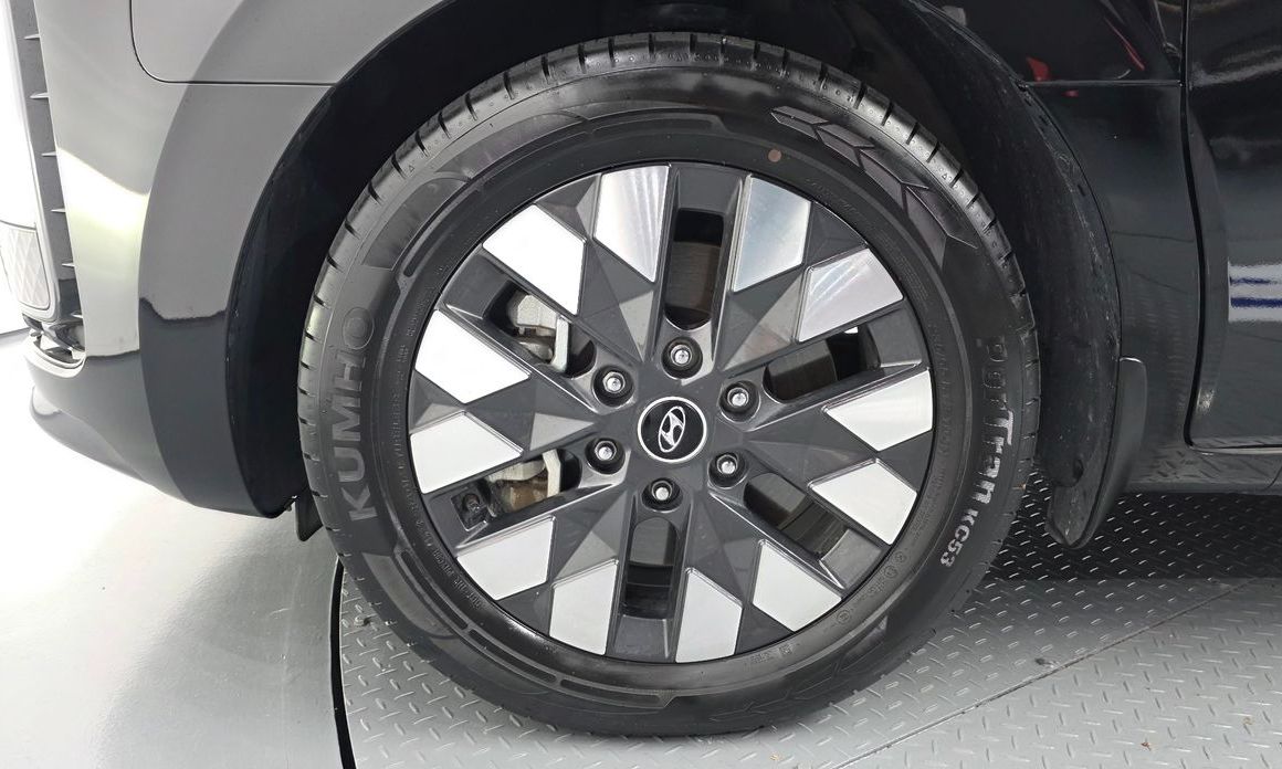 Hyundai Staria 2024
