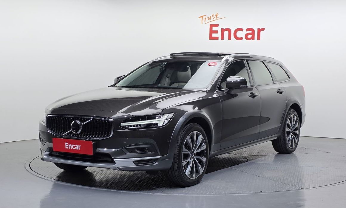 Volvo V90 2021