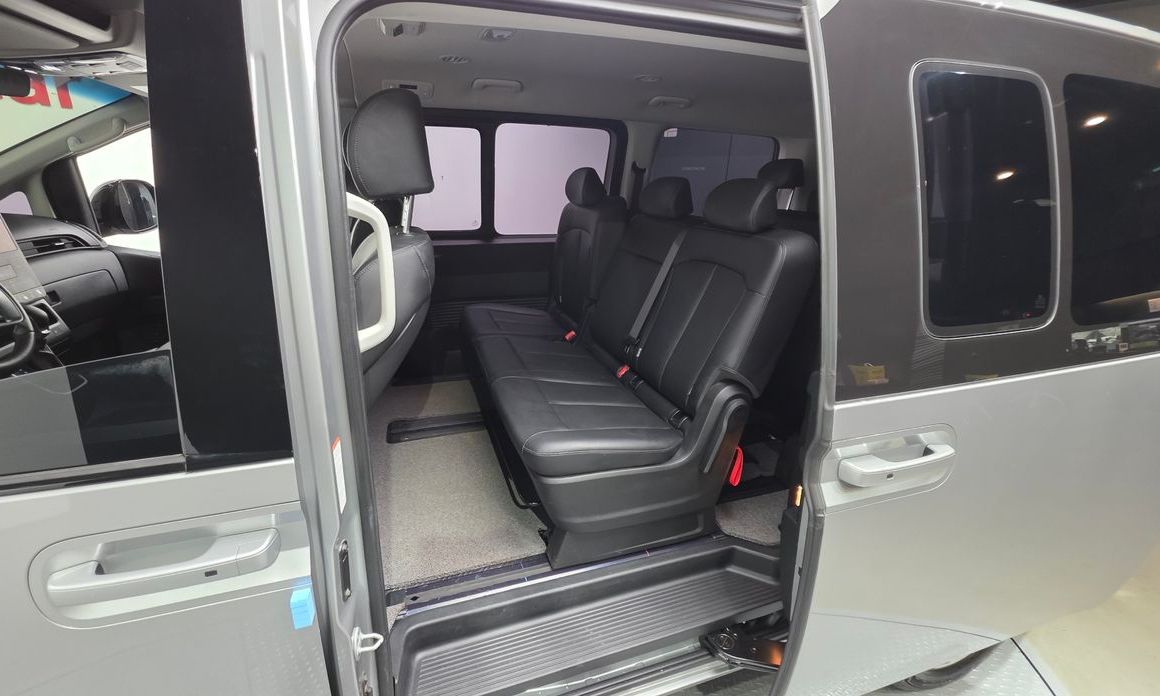 Hyundai Staria 2025