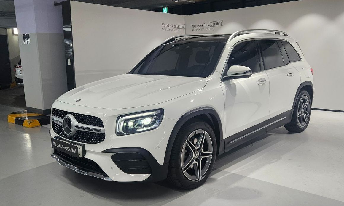 Mercedes-Benz GLB-Class 2023