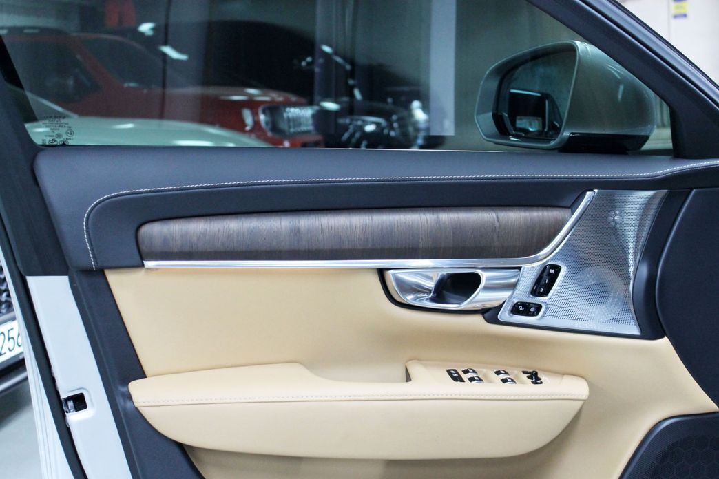Volvo S90 2022