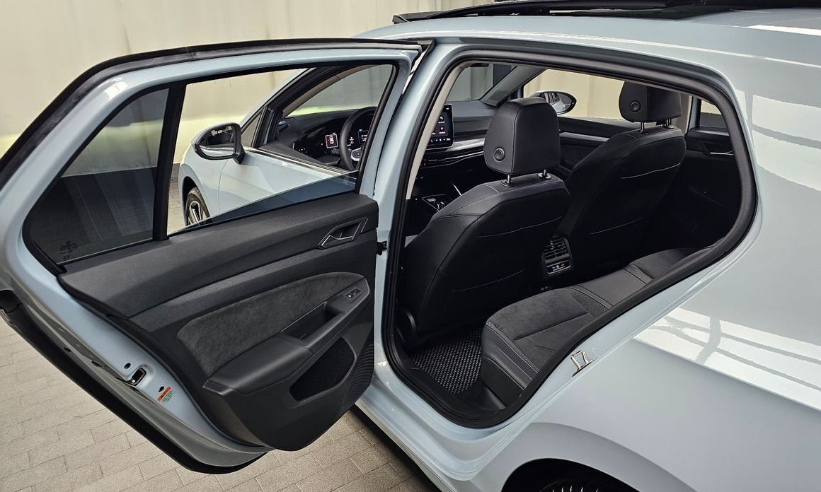 Volkswagen Golf 2025