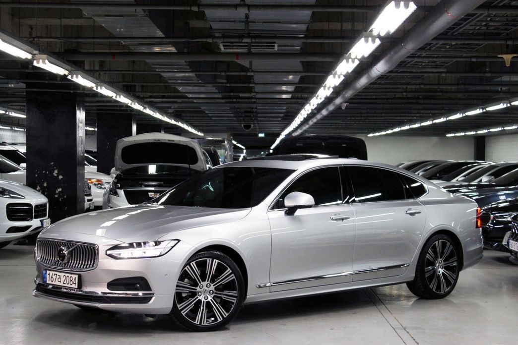 Volvo S90 2022
