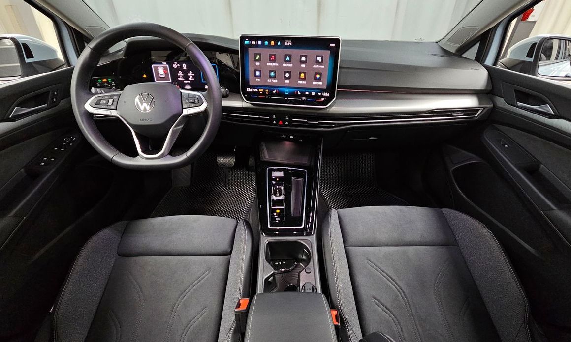 Volkswagen Golf 2025