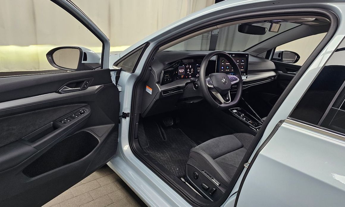 Volkswagen Golf 2025